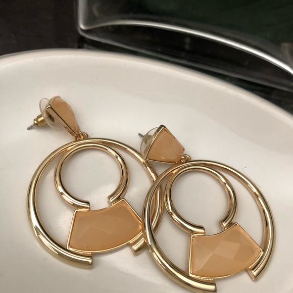 Jennifer Lopez Jewelry - Gold fashion earrings